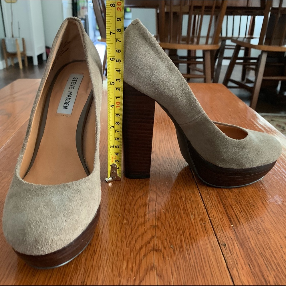 Steve Madden Tan Suede Wood Block Pumps sz 7